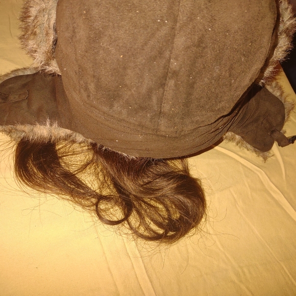 Russian/Canadain Aviator Winter Ear Flap Ski Hat - Picture 5 of 8